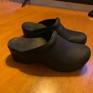 Dansko Sonja open back clog